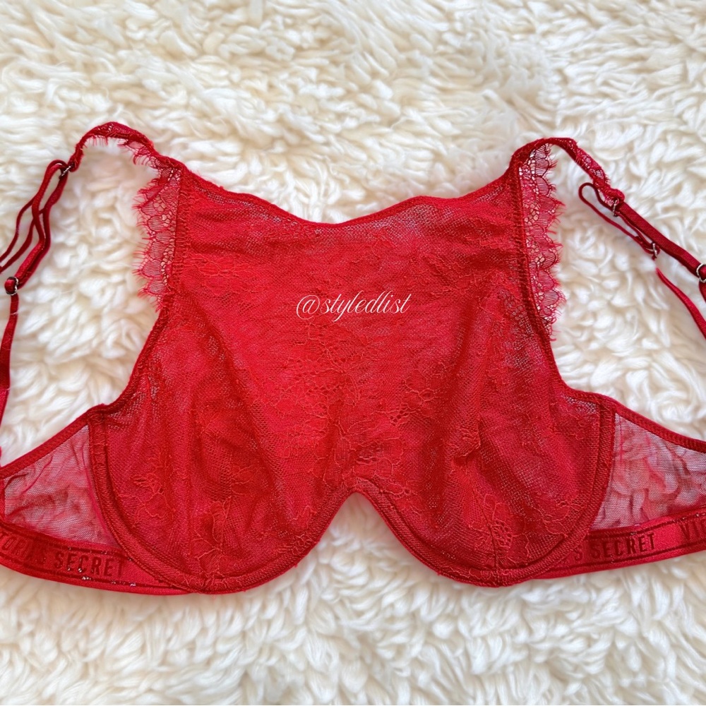 Victoria’s Secret Bra Red 32C